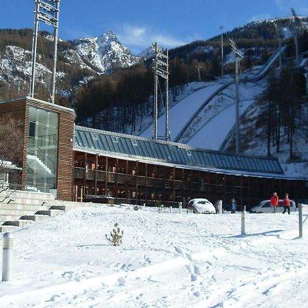 Pragelato Ski Jumping Hotel Праджелато Екстериор снимка